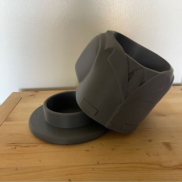 Gray Suit Jacket & Tie Planter - Sophisticated Sustainable Gift for Professional - Picture 9 of 13